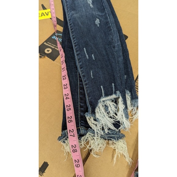 JUDY BLUE 0/24 Jeans 2 Pairs Skinny Fit Heavy Distress Raw‎ Hem Whiskering - Picture 9 of 9